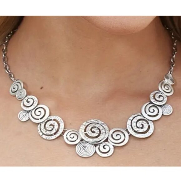 Retro Ethnic Tribal Spiral Style Necklace & Earring Set - Silver Electro-Plated - Picture 2 of 5